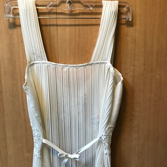 VINTAGE NIGHT GOWN - Picture 5 of 7